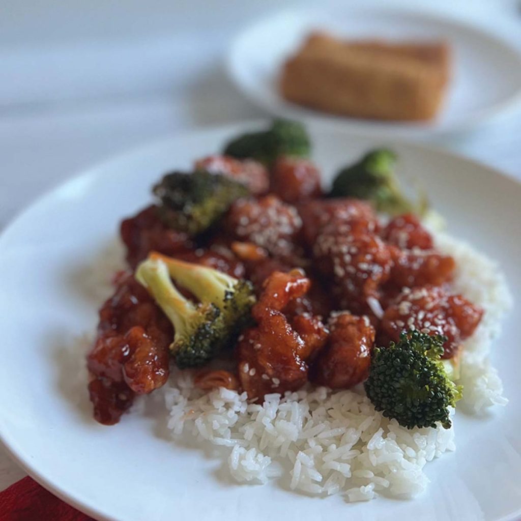 Sesame Chicken at Wah Yan Kitchen in Boonton, NJ - boontonguide.com