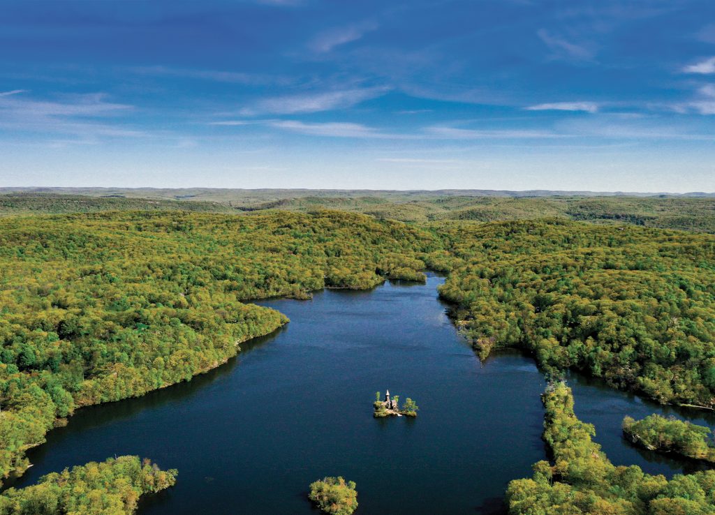 Bird's Eye View of Lake Kinnelon, NJ - morriscountynjguide.com